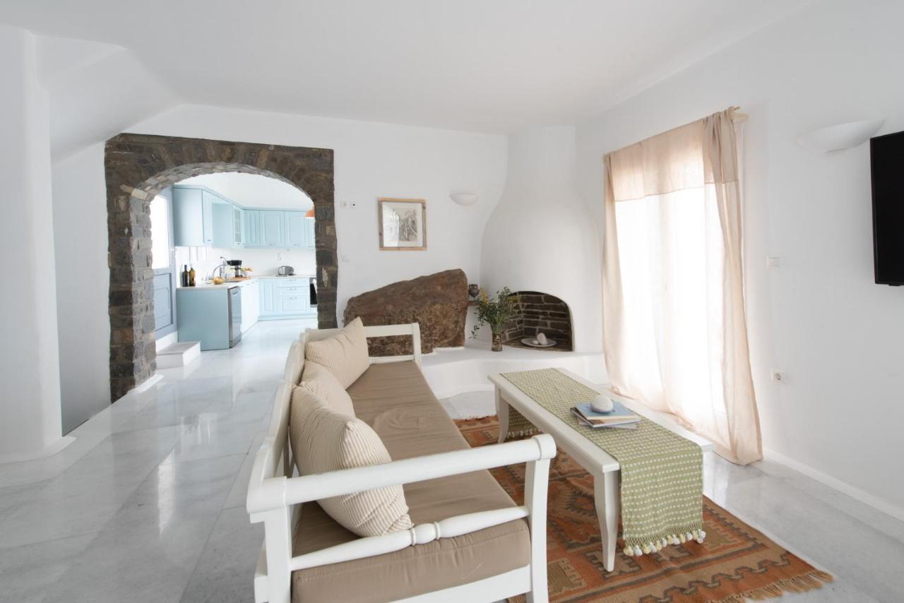 Villa Mira Paros - Luxury Suites ภายนอก รูปภาพ