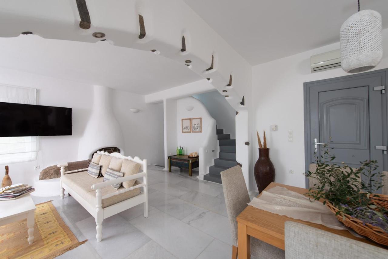 Villa Mira Paros - Luxury Suites ภายนอก รูปภาพ