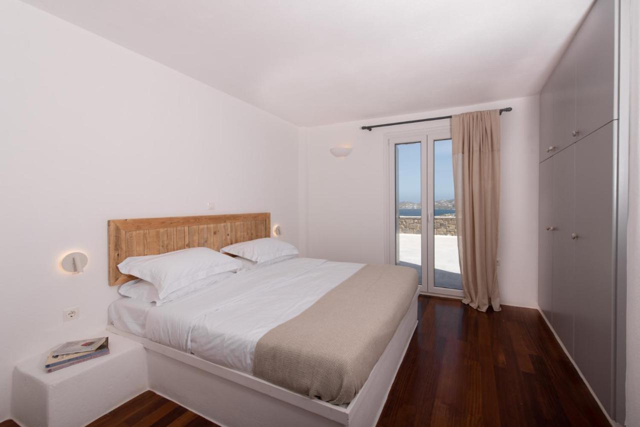 Villa Mira Paros - Luxury Suites ภายนอก รูปภาพ